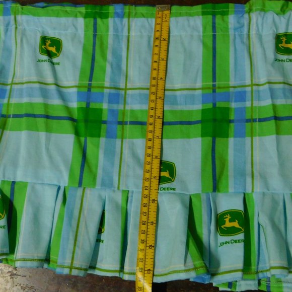 Homemade John Deer mini skirt with pleated flounce - Picture 6 of 7